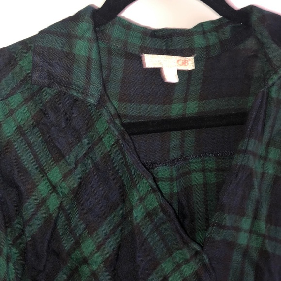 Gianni Bini Plaid swoop top Fall Christmas Holiday Navy Green Checks PLAID Large - Picture 2 of 4